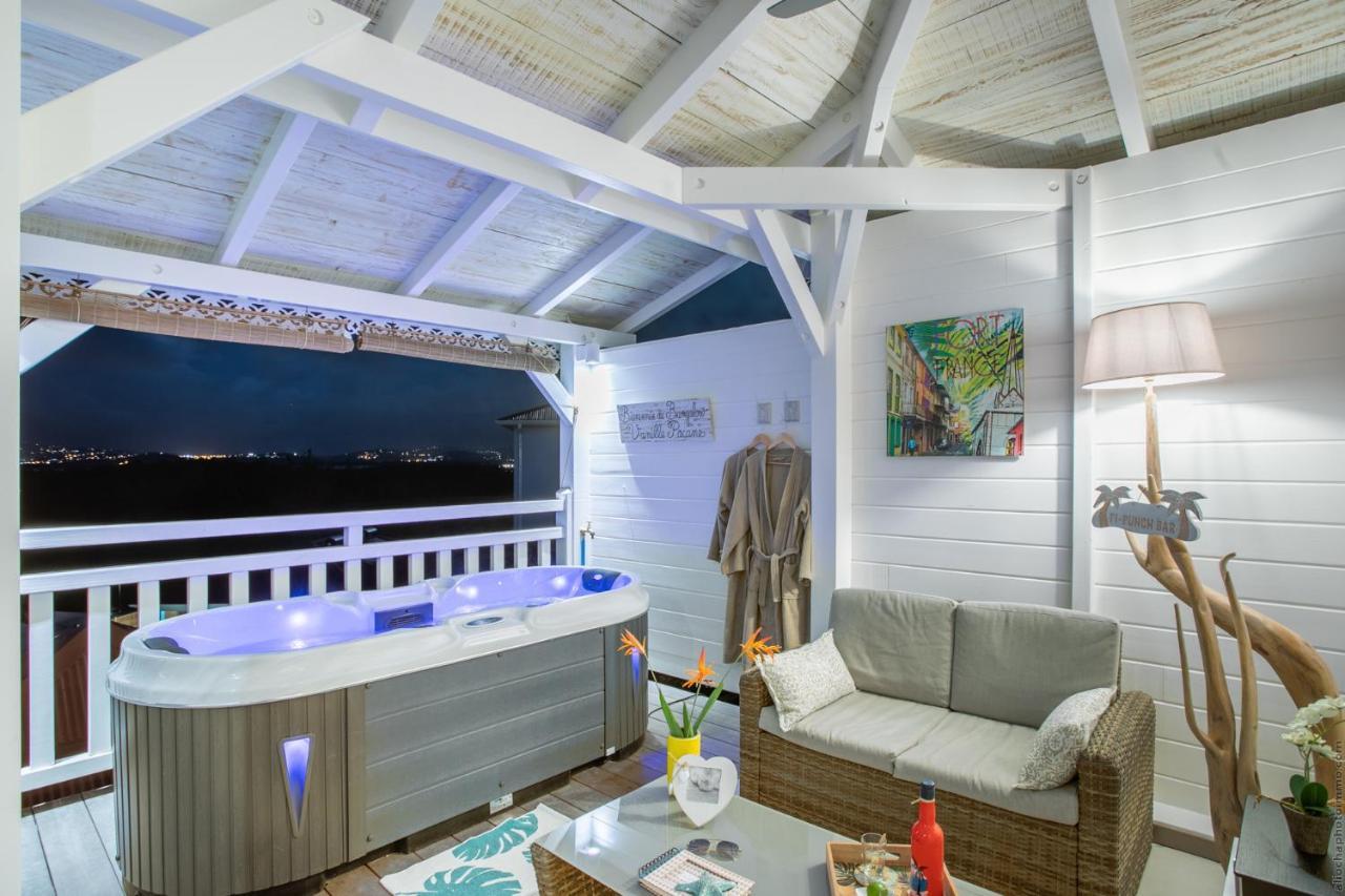 Bungalow Vanille Pacane - Vue Mer Avec Spa Prive Les Trois-Ilets Exteriör bild