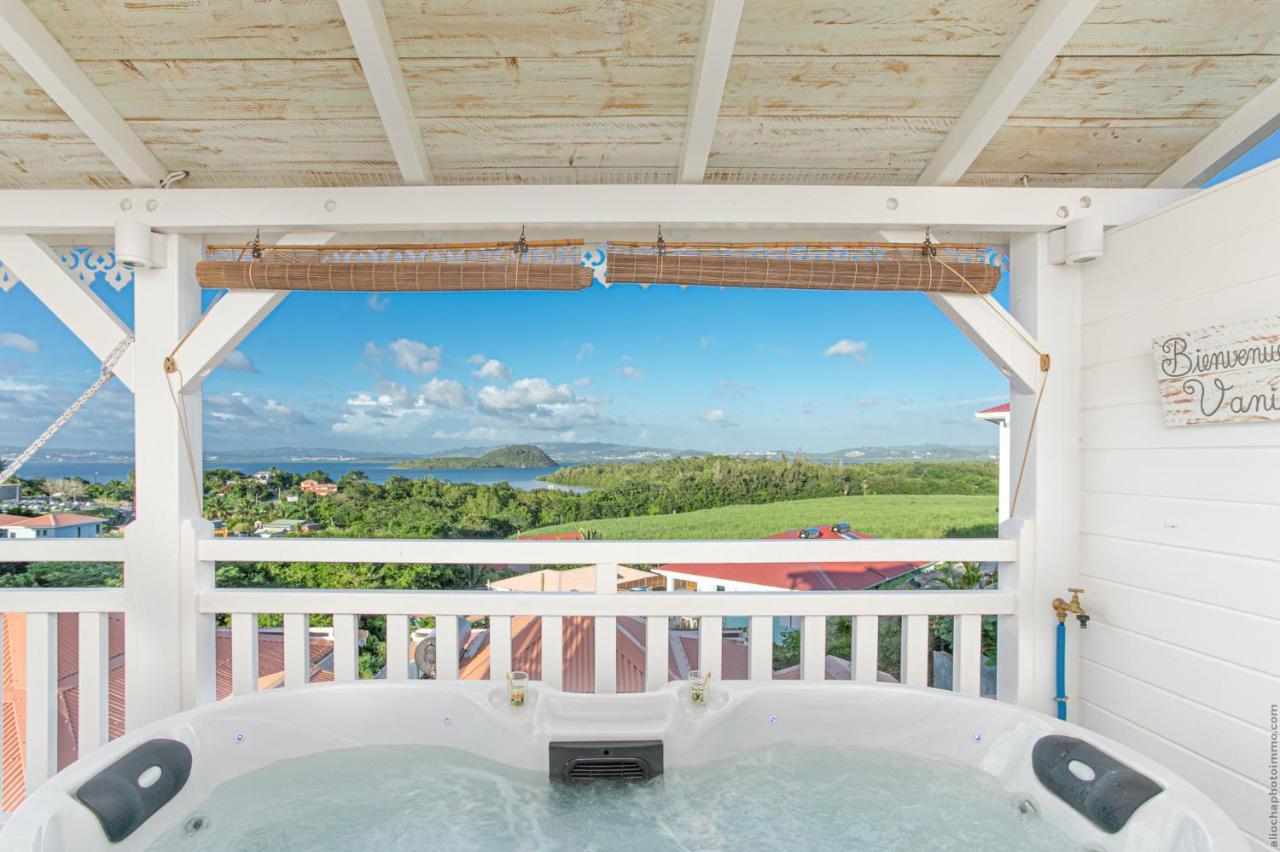 Bungalow Vanille Pacane - Vue Mer Avec Spa Prive Les Trois-Ilets Exteriör bild